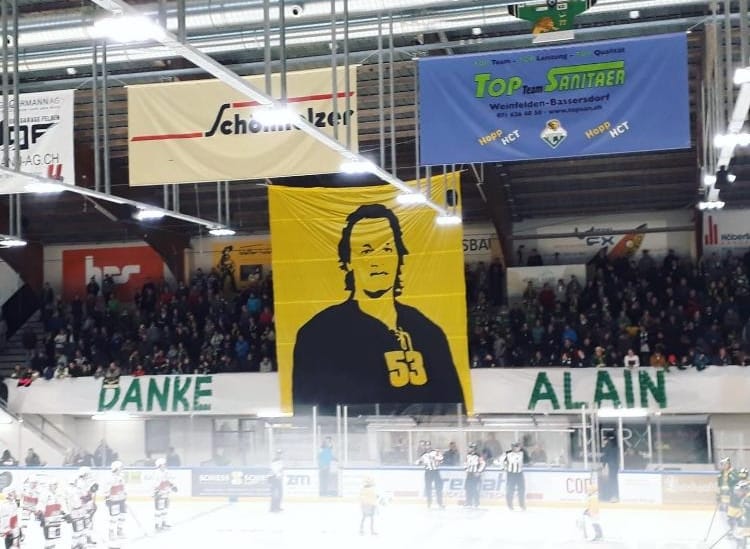 Choreo der HC Thurgau-Fans für Alain Bahar.